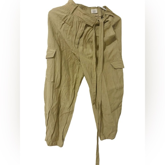 Aritzia Wilfred Kafka Linen Cargo Pants Beige - Picture 5 of 6